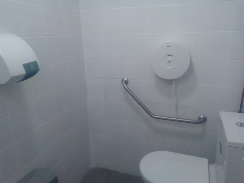 Installation de barre d'appui